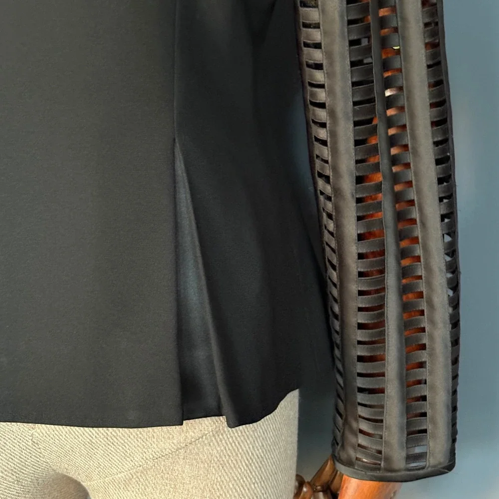 Rimini 1980s Black Blazer | Size‎ 8 | Vintage 1980s lined crepe